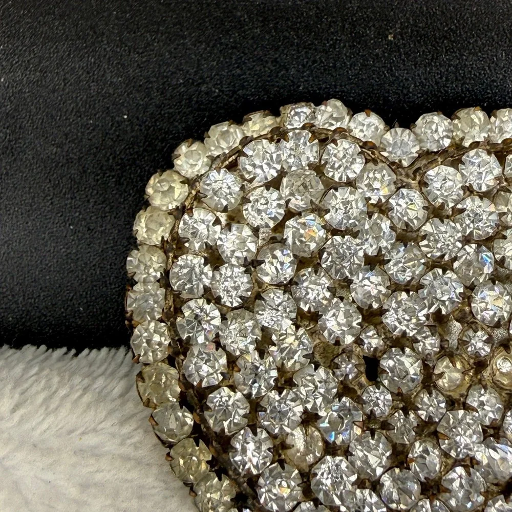 Estate ** brooch